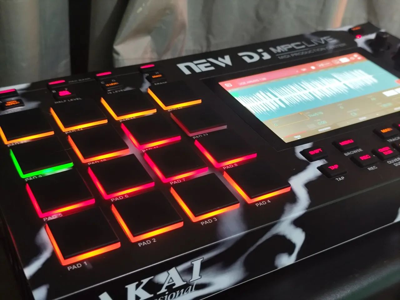 Akai MPC Live - Foto 5