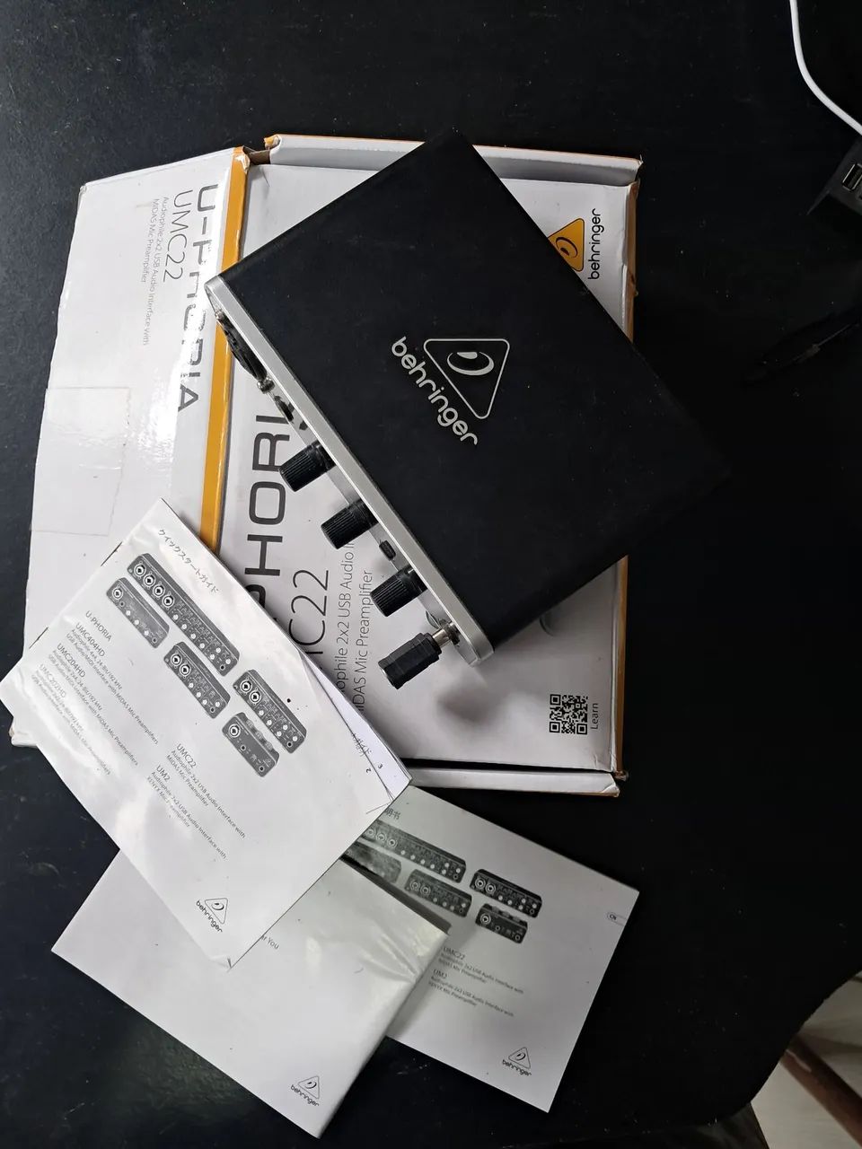  Interface Behringer U-Phoria UMC22  - Foto 4