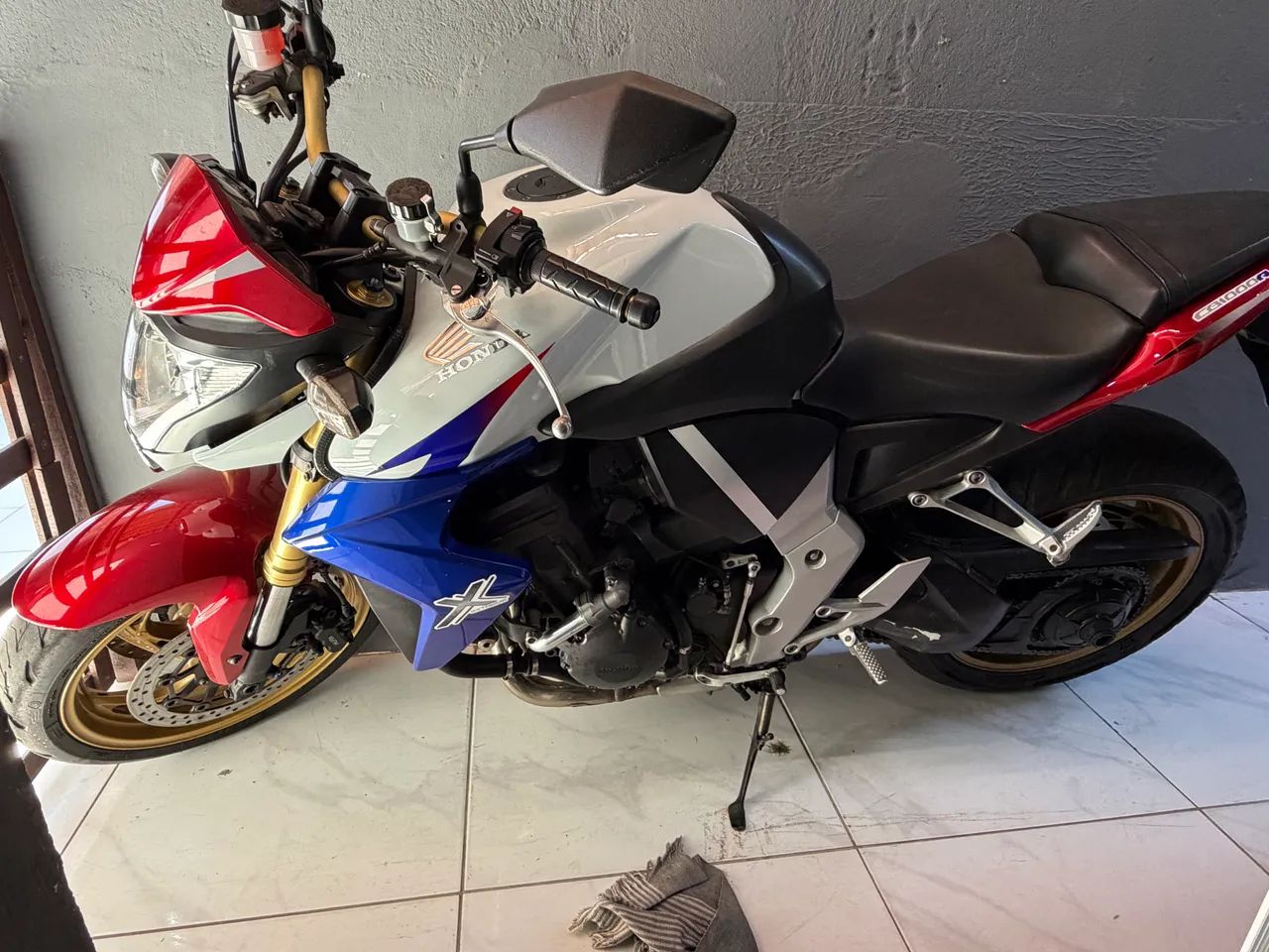 CB1000R - Foto 5