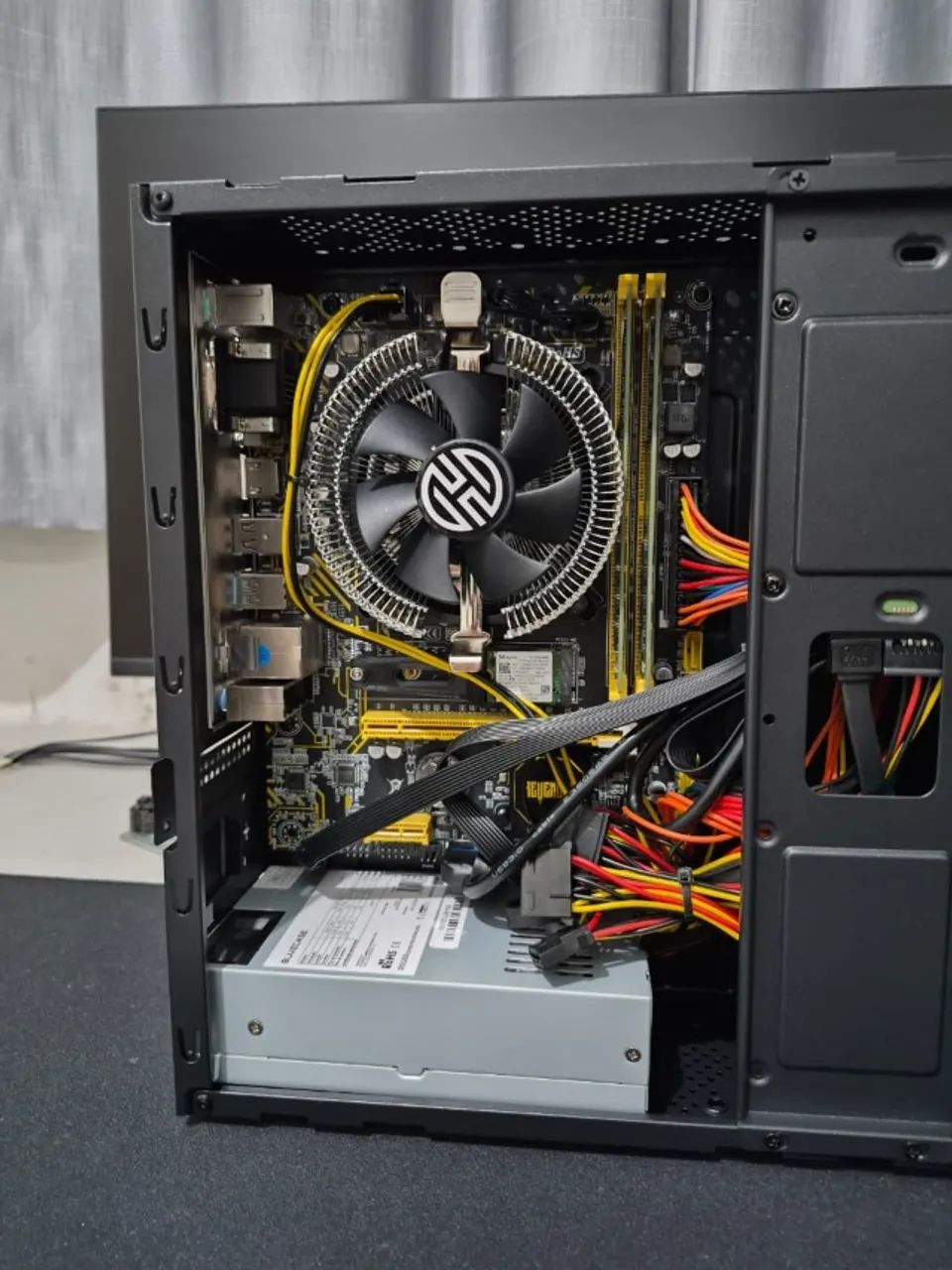 PC Desktop Intel Core i5, 16GB RAM, 256 NVMe - Foto 4