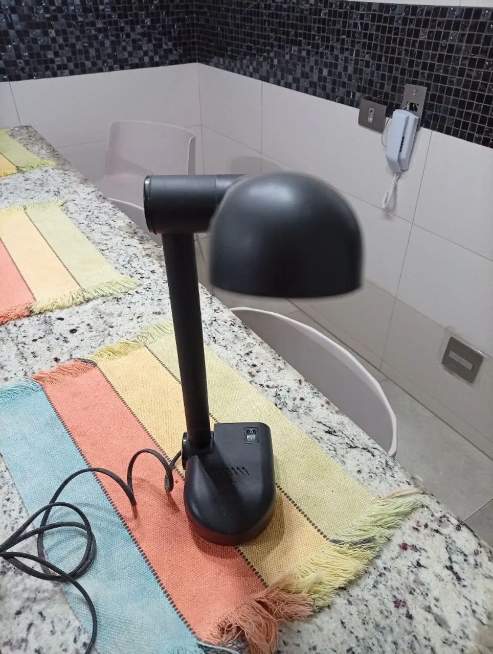 Luminária de mesa com lâmpada v-110