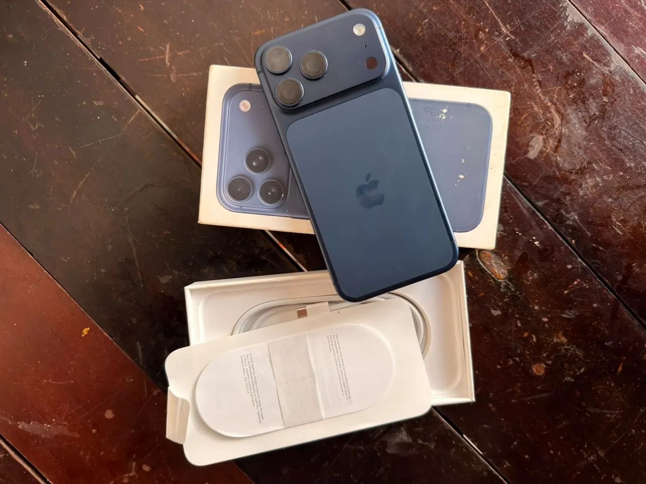 iPhone 17 Pro Max - Azul | 91% de bateria 