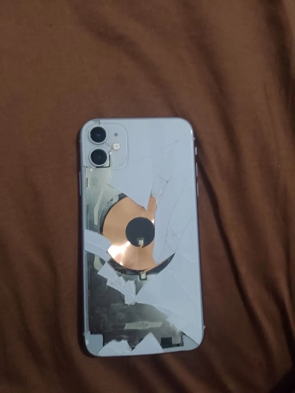 Celular iPhone 11 - Foto 3