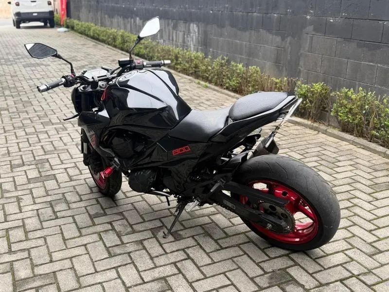 KAWASAKI Z800 ABS 2014 - Foto 3