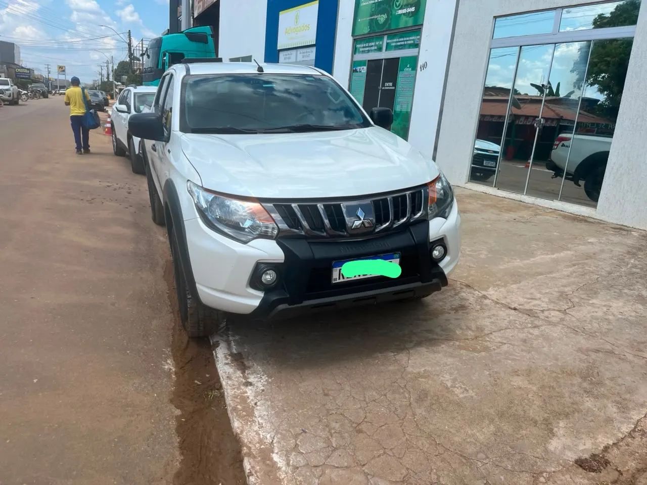 Mitsubishi L200 2024