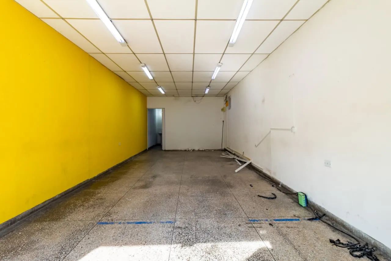 Loja na Avenida Cupecê, 3386  59 m² - Foto 4