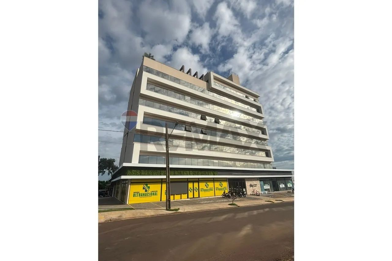 Sala Comercial Moderna no Centro de Tangará da Serra