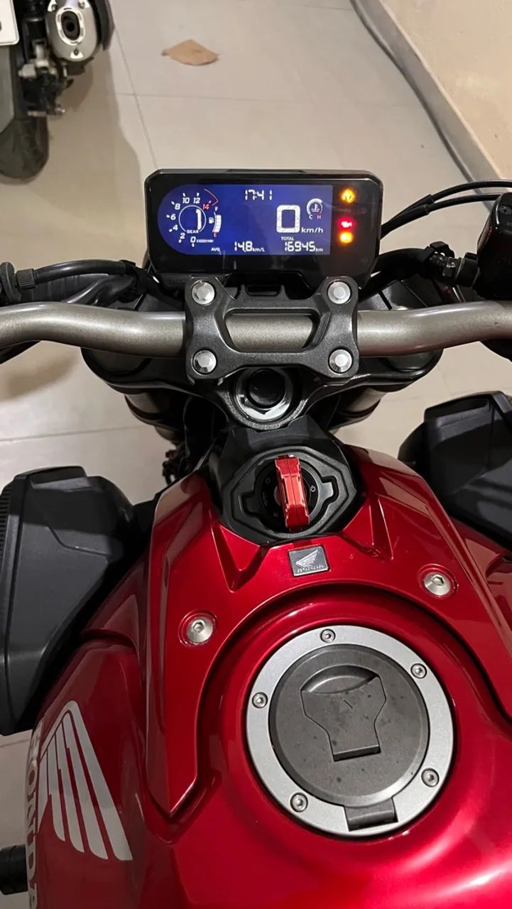 CB 650r Café Racer  - Foto 3