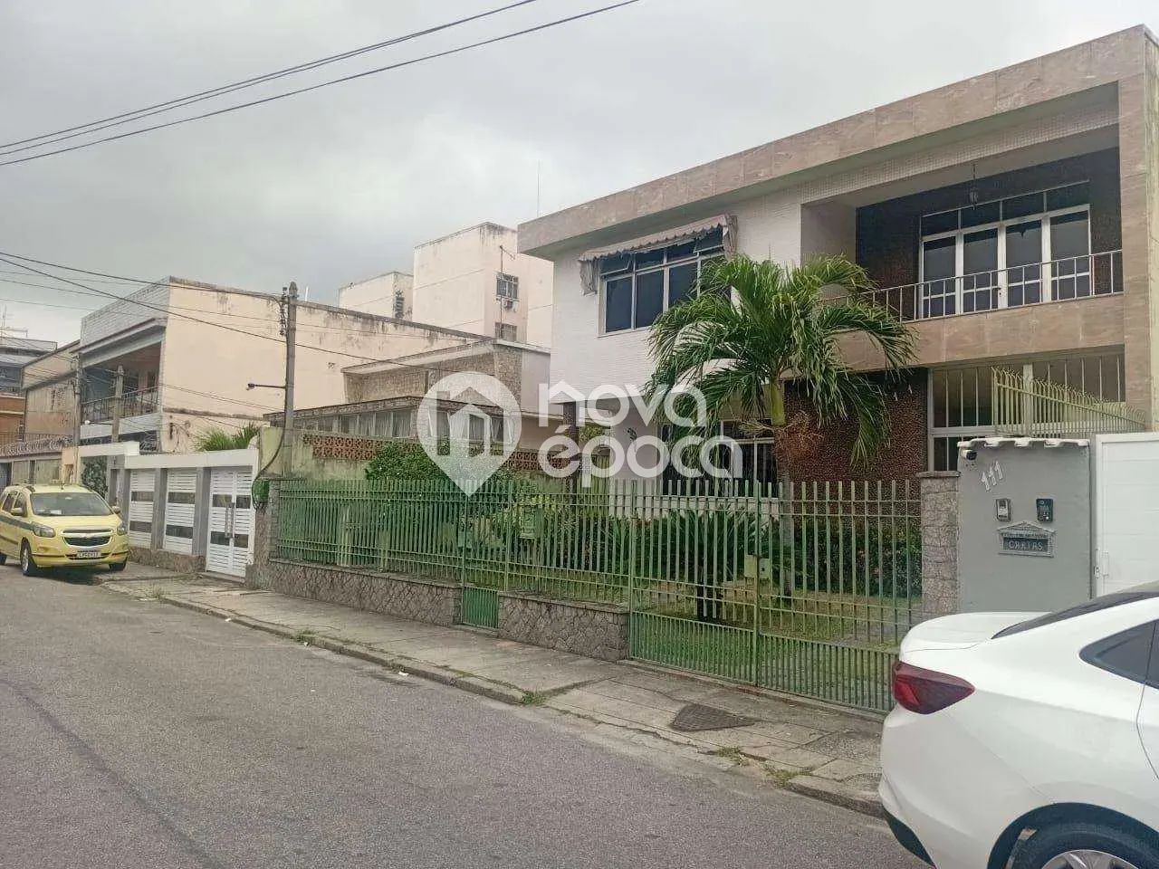 Vila da Penha | Casa 5 quartos, sendo 2 suites