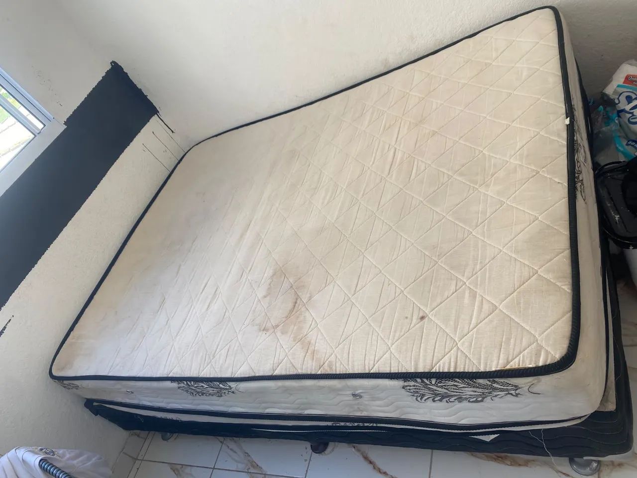 Sofá e cama solteirão 200$ - Foto 2