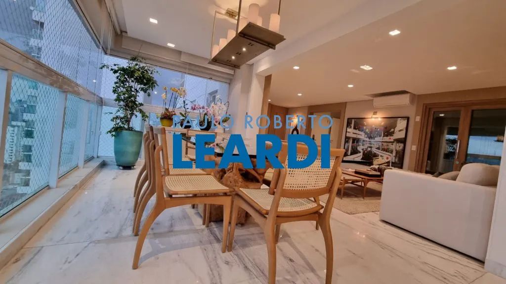 APARTAMENTO - VILA OLÍMPIA - SP