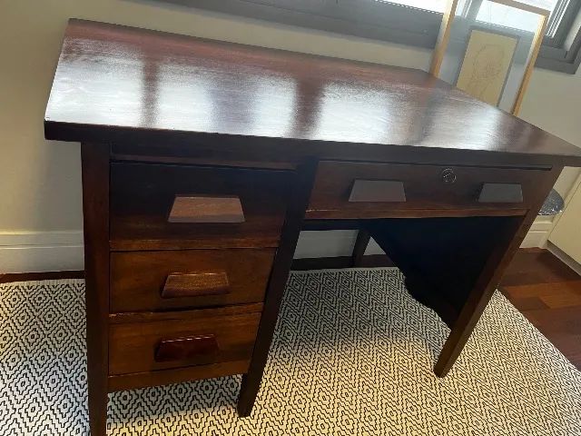 Mesa escritório Miele 