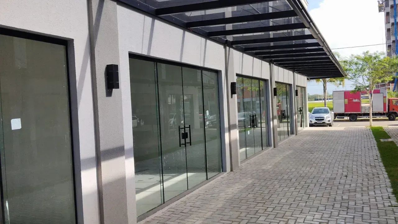 Loja de frente com 112 m² Alphaville Resende RJ