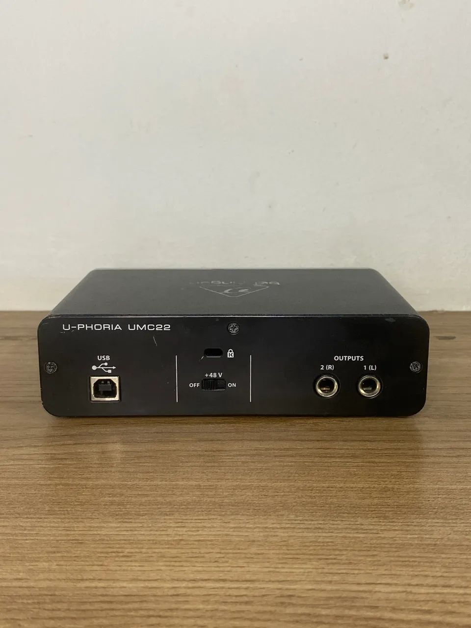 Placa de Audio -  Behringer UMC22 - U-PHORIA - Foto 4