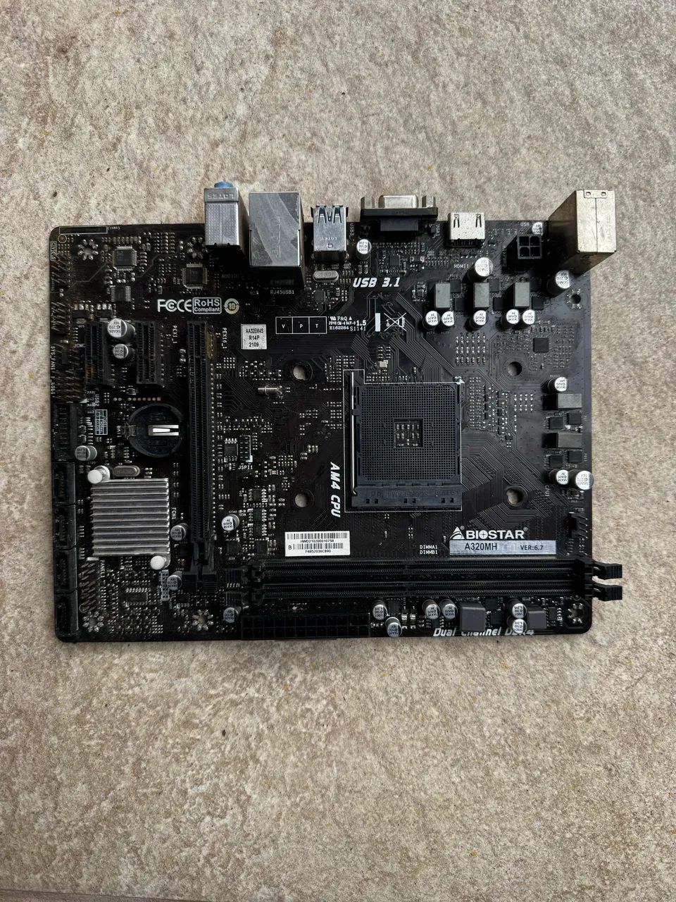 Placa Mãe Biostar A320MH ver.6.7 (SUCATA) - Foto 5