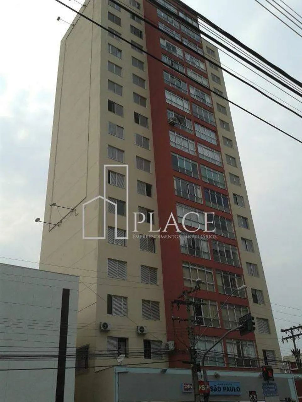 Apartamento Mobiliado no Edifício Clipper com 3 Dormitórios e com 112 M² de área útil à Ve