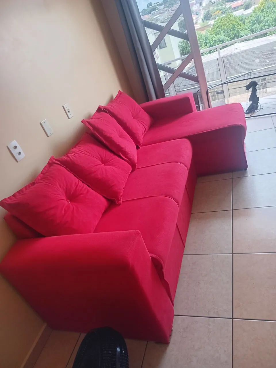 Sofá novo com 4 almofadas  - Foto 2