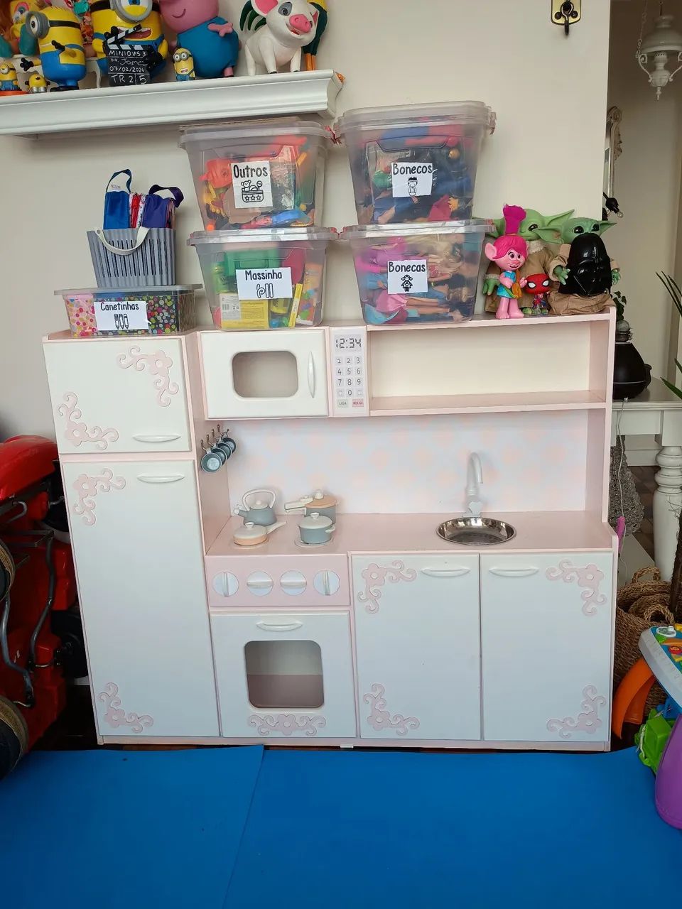 Cozinha de madeira infantil 