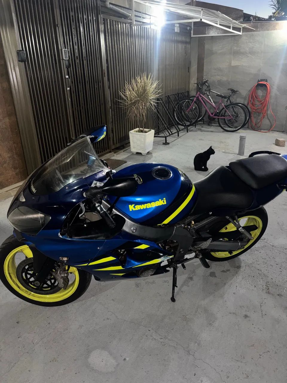 Kawasaki Zx-6r 600cc 2002 - 1479524835 | OLX