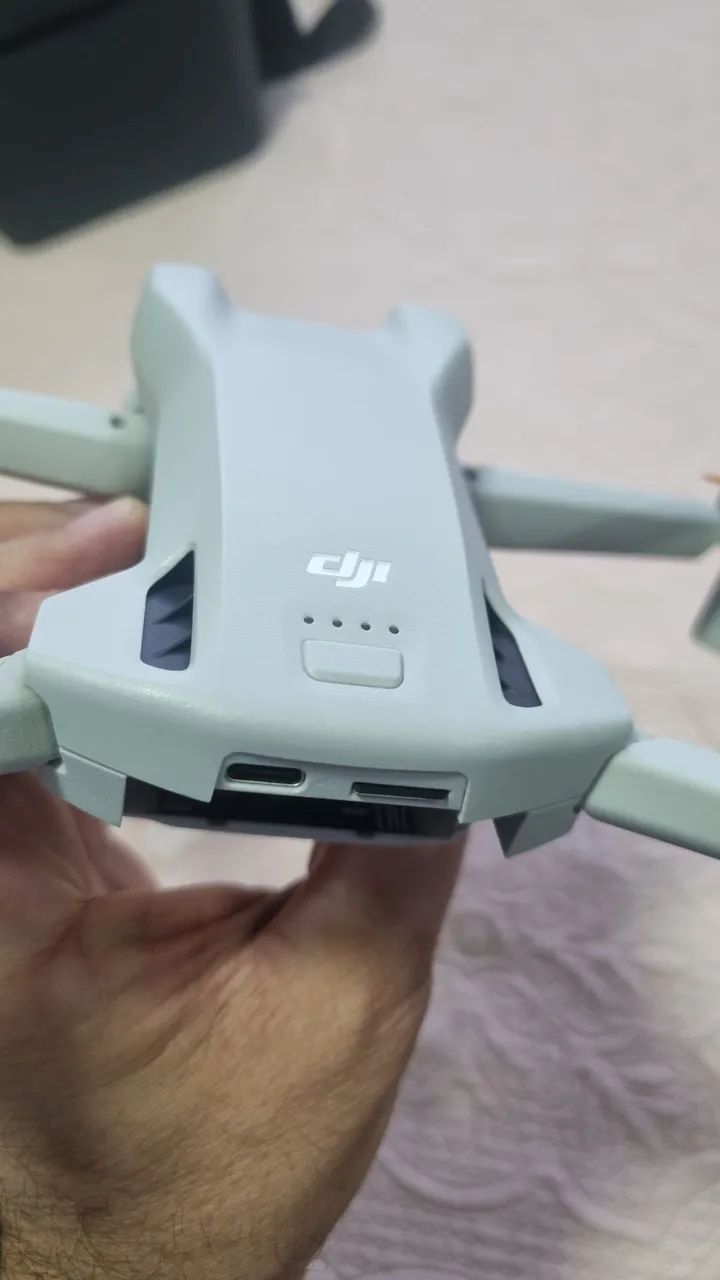 Mini 3 controle com tela praticamente zero, ja homologado e anac - Foto 4