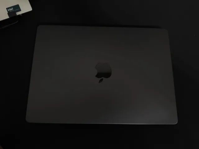 Macbook Pro - M5 - Foto 3