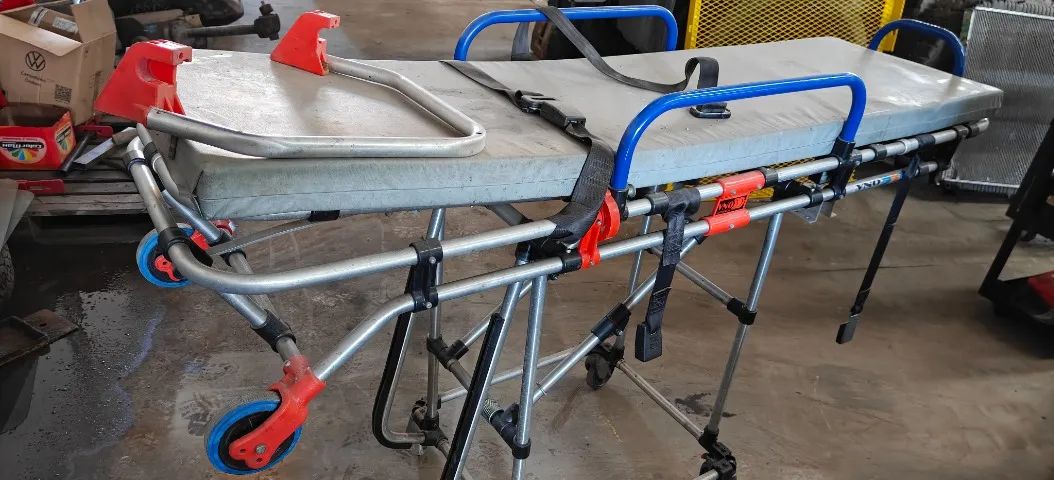 Maçã retratil para ambulância 