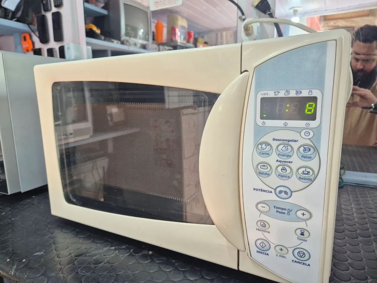 Microondas Consul 18 litros 