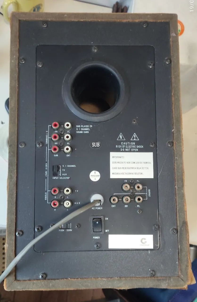 Home theater subwoofer e 5 caixas DEFEITO  - Foto 2