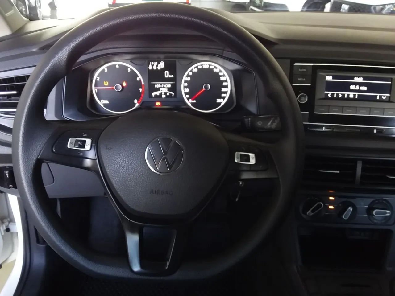 Volkswagen Polo Track 1.0 Flex 12V 5P 2025 - Foto 11