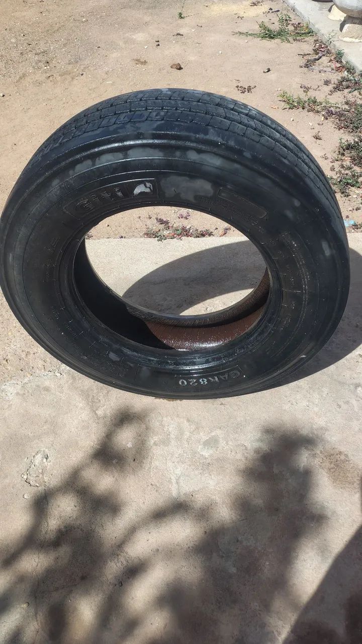 Pneu  - Foto 2