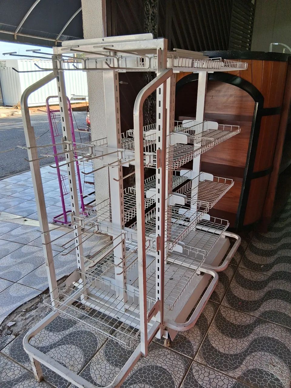 Vendo checkstands (frente de caixa) - Foto 2