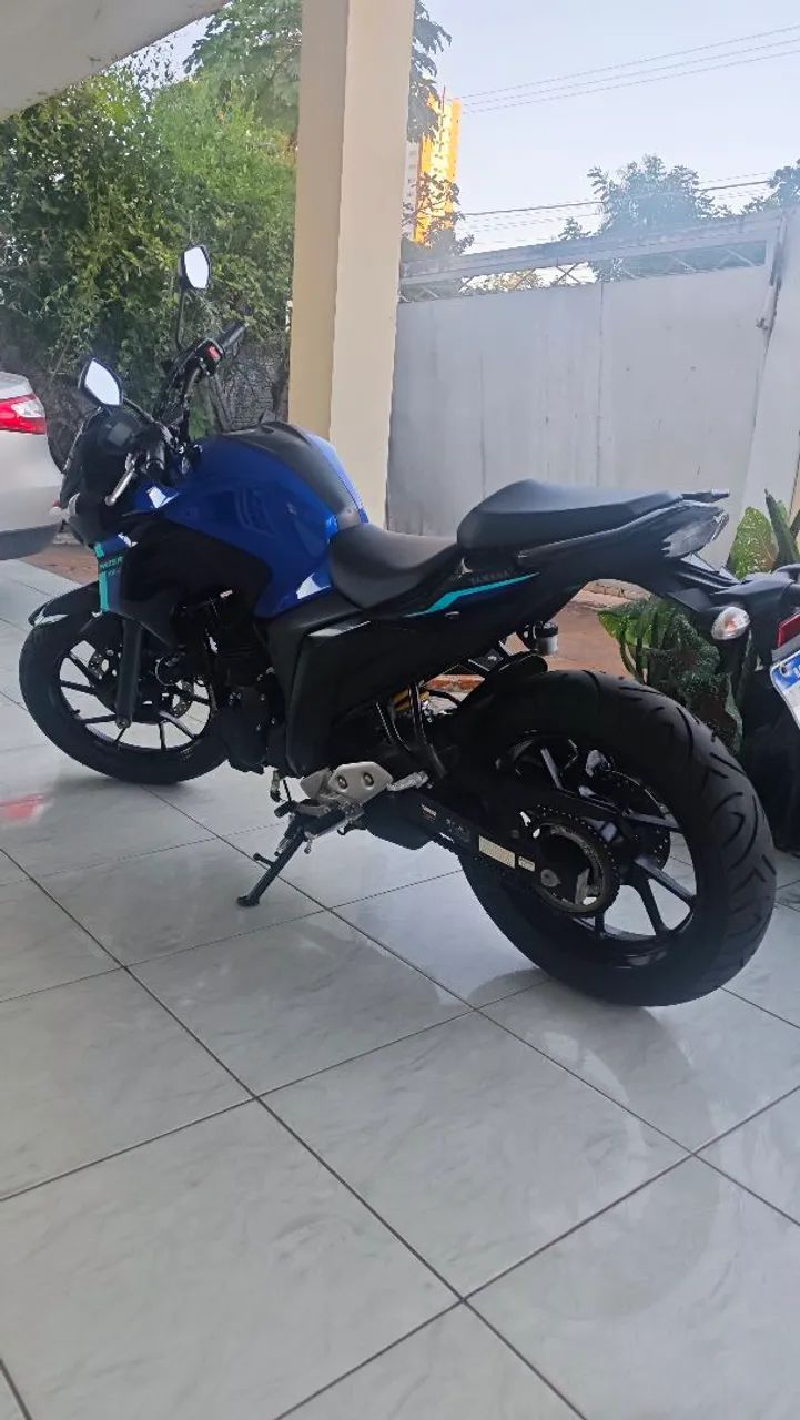 Moto Zero!!! Pouquíssimo uso. 
