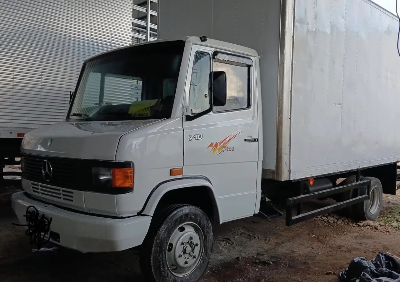 Caminhão 710  - Foto 4