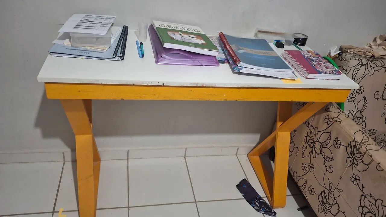 Escrivaninha  - Foto 2