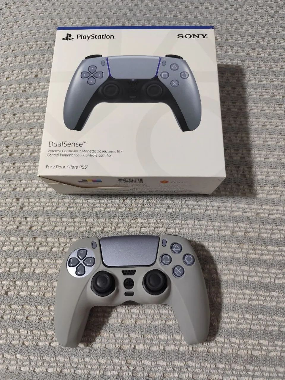 Dualsense ps5 cinza Sterling Silver com capa protetora