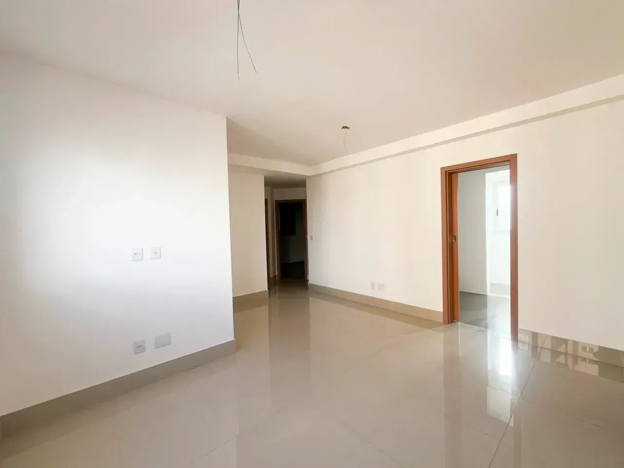 Apartamento 3 quartos com suíte, 2 vagas livres e elevador próximo à PUC - Foto 3