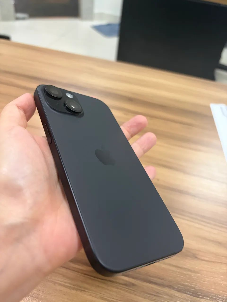 IPHONE 15 - Foto 4