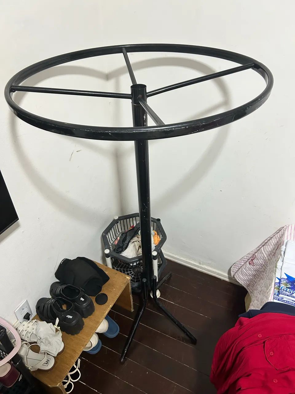 Arara para roupas  - Foto 3