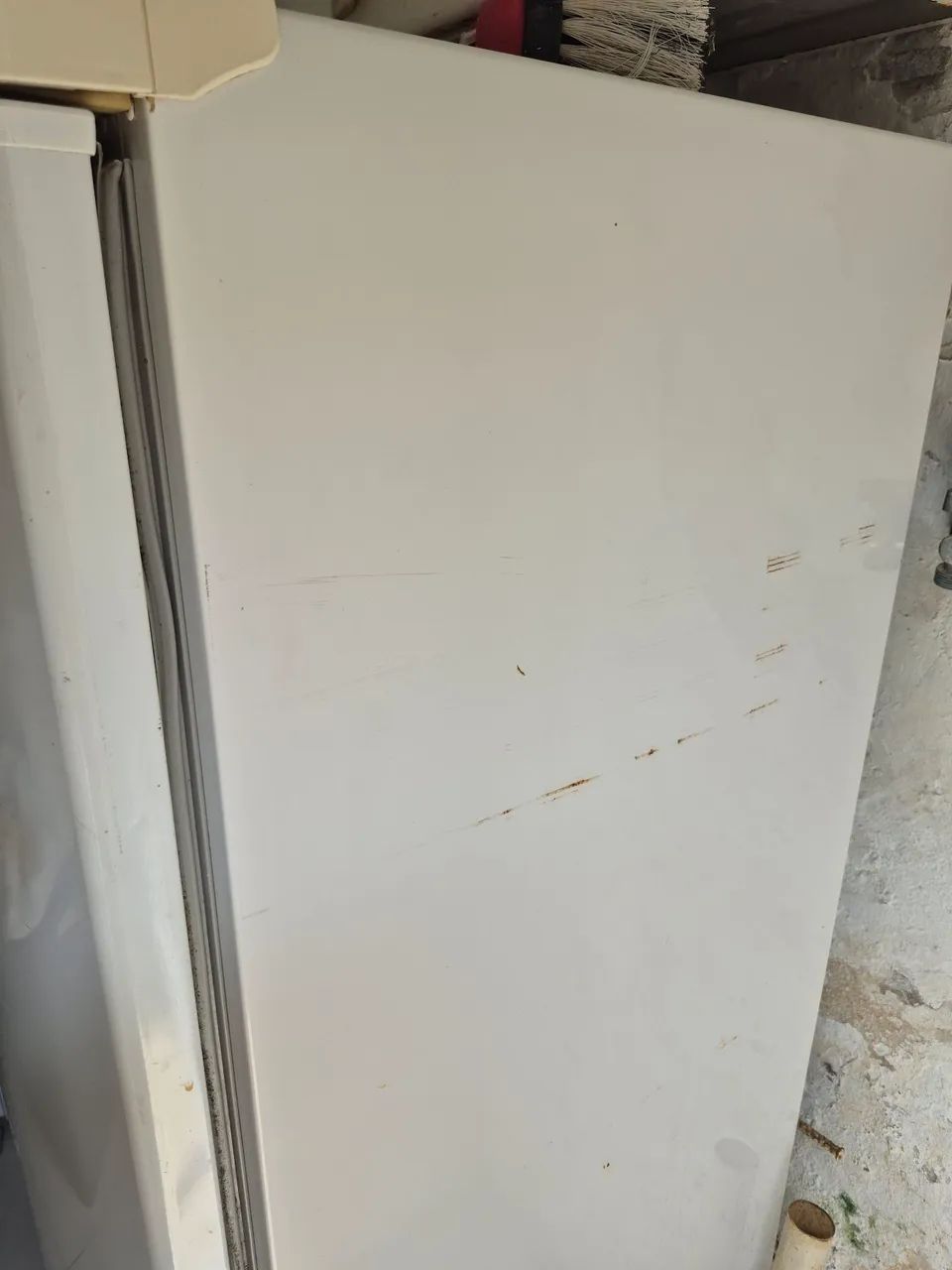 Vendo freezer vertical.  - Foto 2