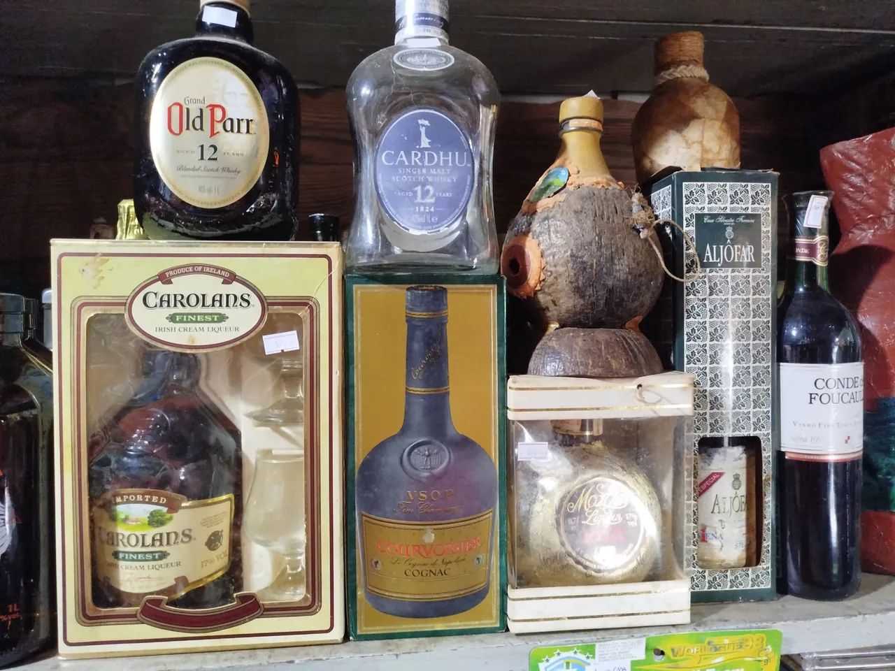 Garrafas lacradas decoração 