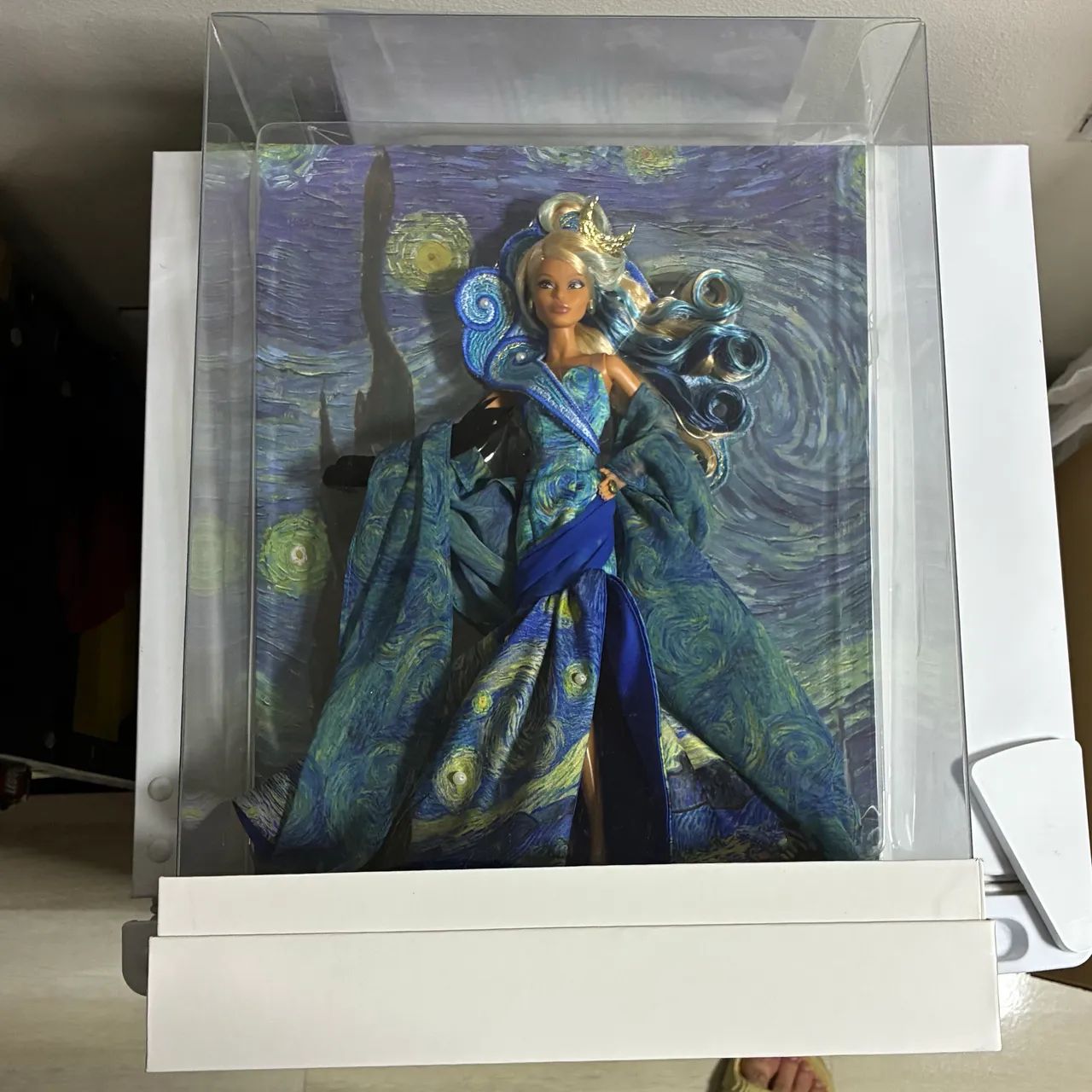 Boneca Barbie X Moma Da Noite Estrelada Vincent Van Gogh