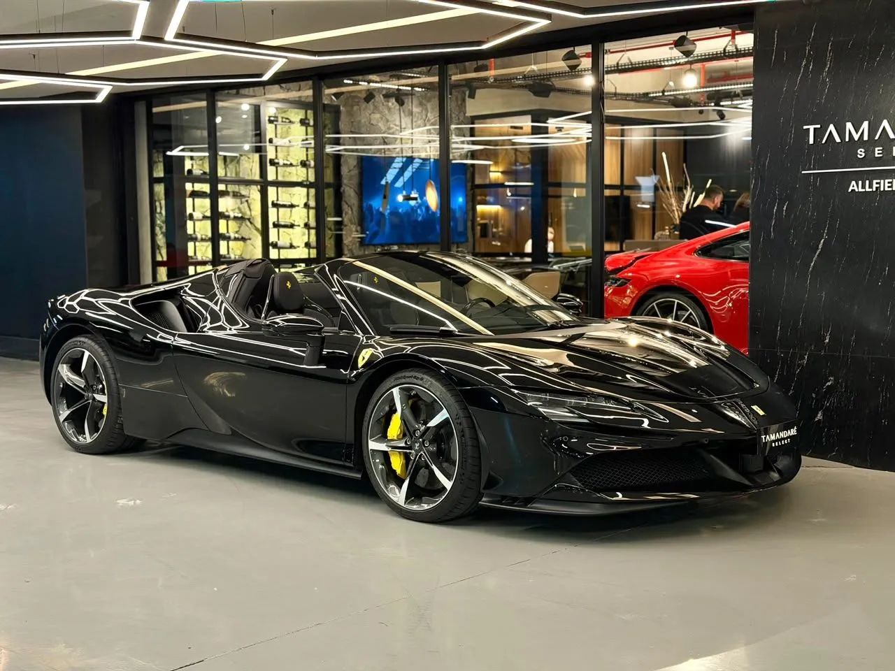 Ferrari SF 90 SPIDER 4.0 V8 Bi-Turbo (Híbrido), foto 2 de 20