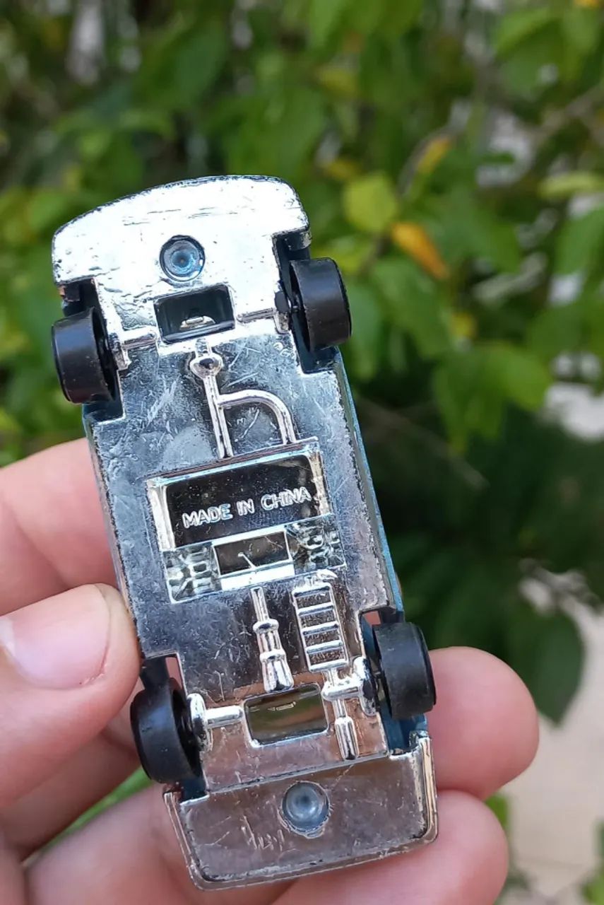Miniatura Carrinho Anos 80 - Foto 2