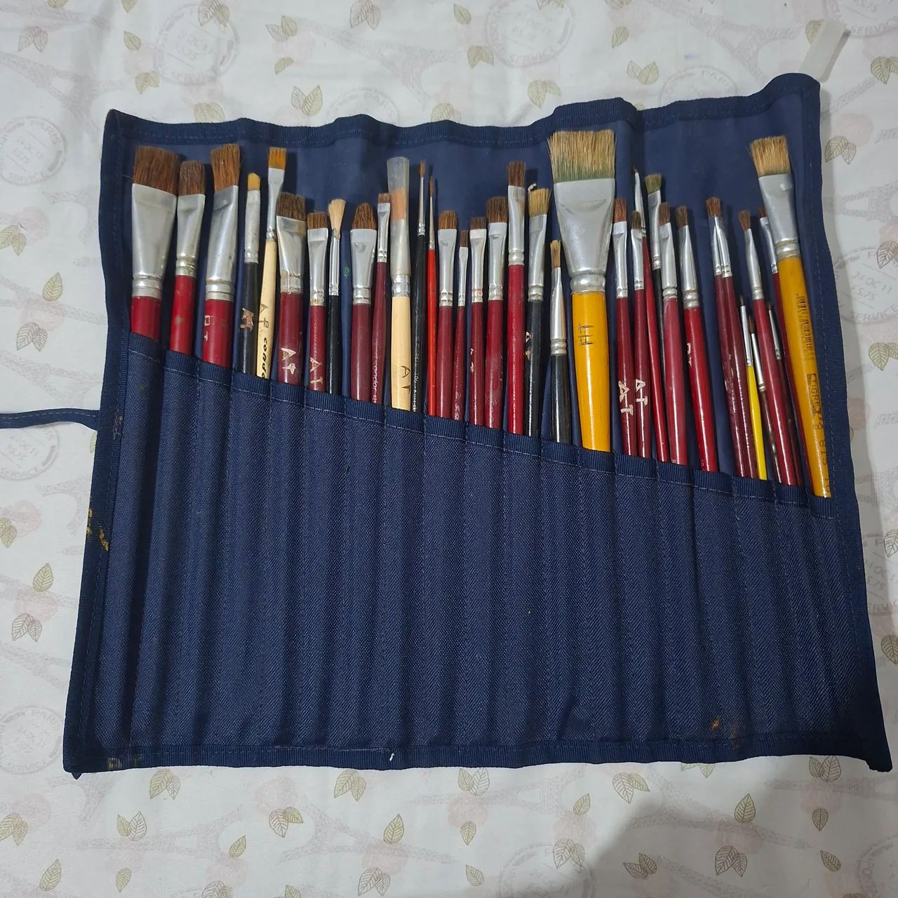 Estojo de pincéis 