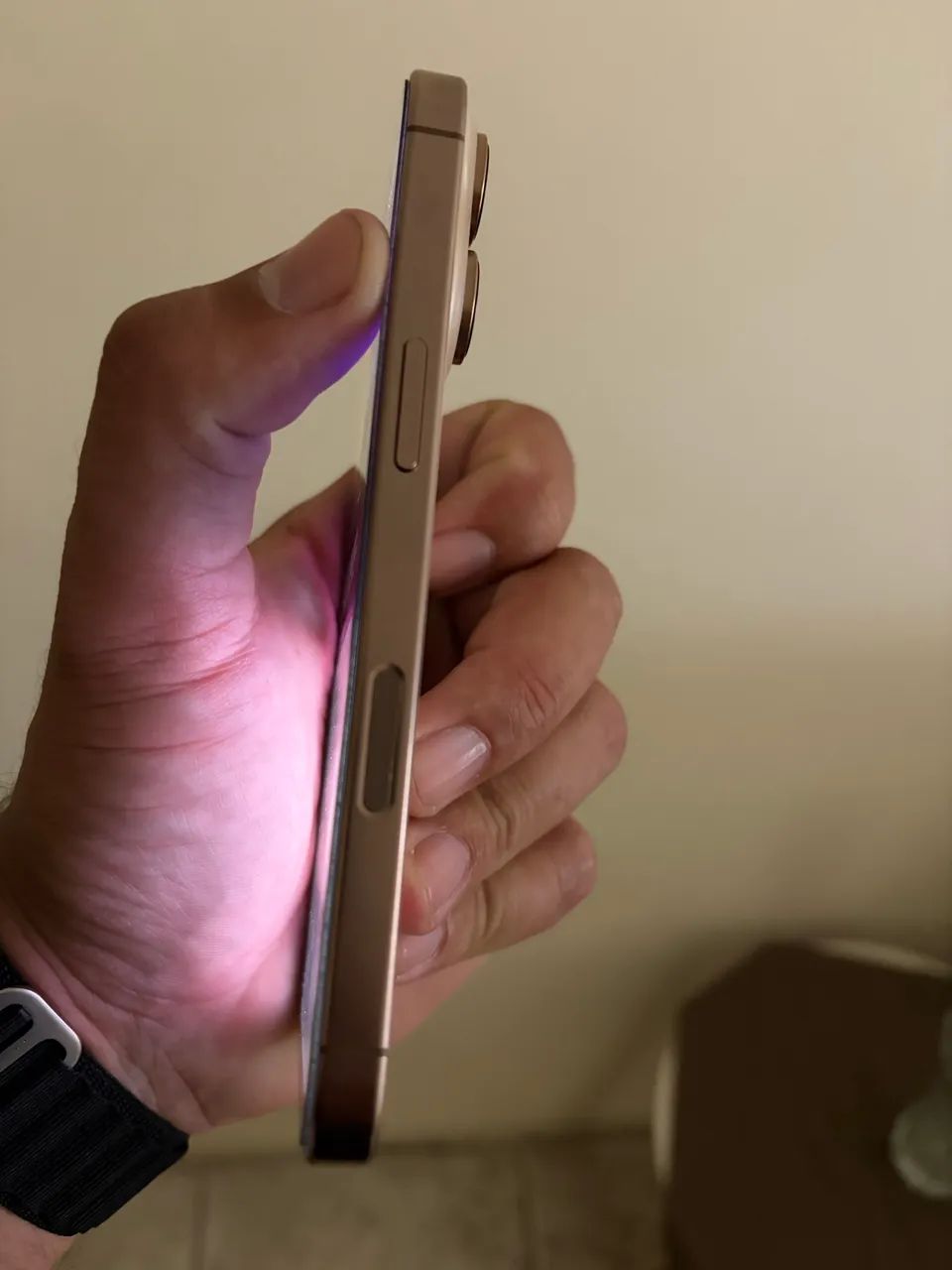 iPhone 16 pro 128 - Foto 3
