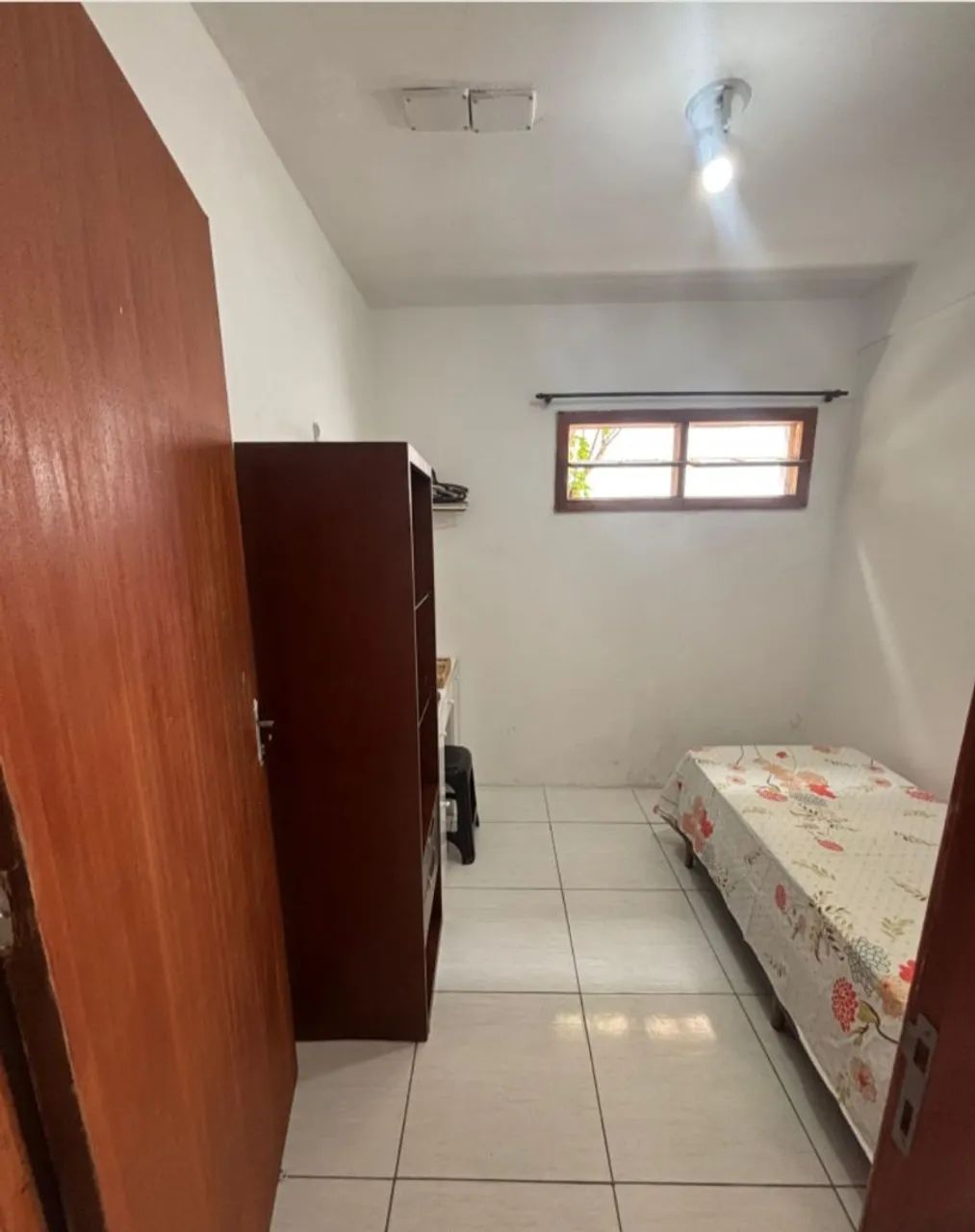 Quarto para MULHER no Centro de Floripa - Foto 2