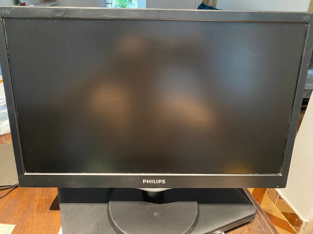 MONITOR PHILIPS 18.5 polegadas