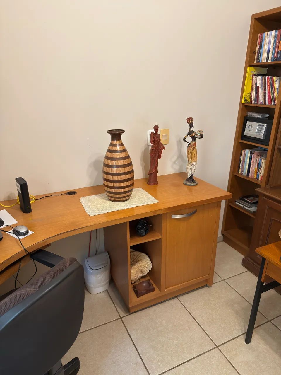 Mesa de escritório em L - Foto 3