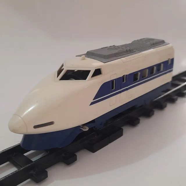 Ferrorama Tomy locomotiva do trem-bala série 100
