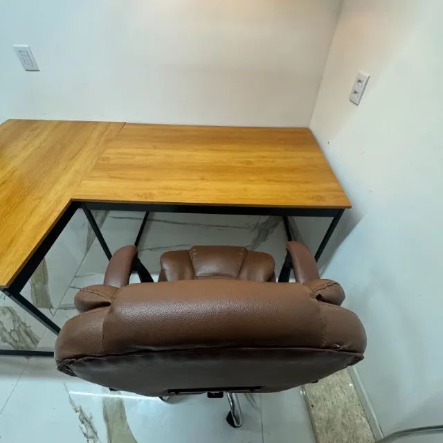 Kit de 2 mesas com 1 cadeira de escritório - Foto 2